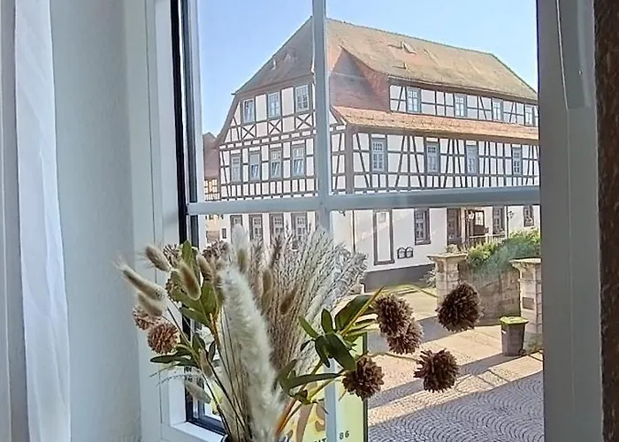 Am Brunnen Und An Der Fulda *