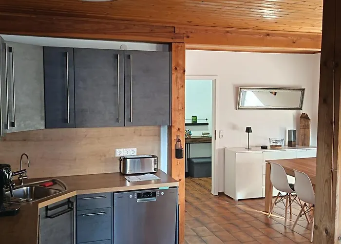 Am Brunnen Und An Der Fulda Apartment *